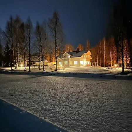 Private Riverside With Sauna & Ice Swimming Apartmán